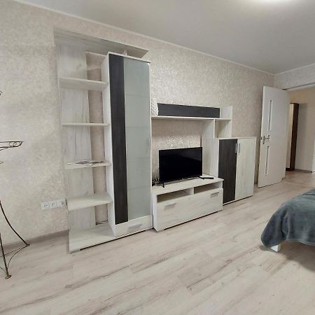 Апартаменти Молоді Lutskdoba Exterior photo